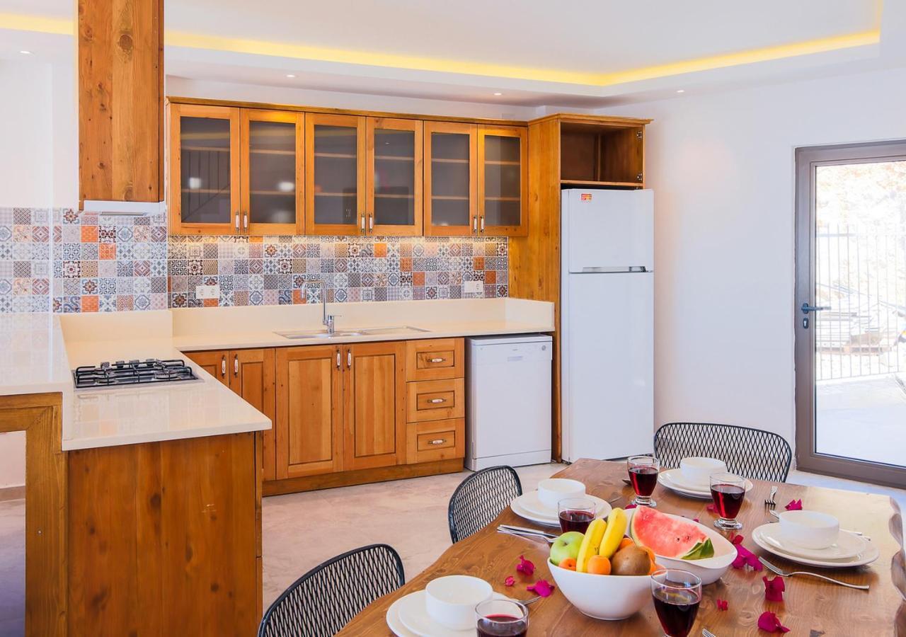 Villa 5 Sleeps 6 Isolated Pool See And Montain View-Villa Kartal Yuvasi Uzumlu  Eksteriør bilde